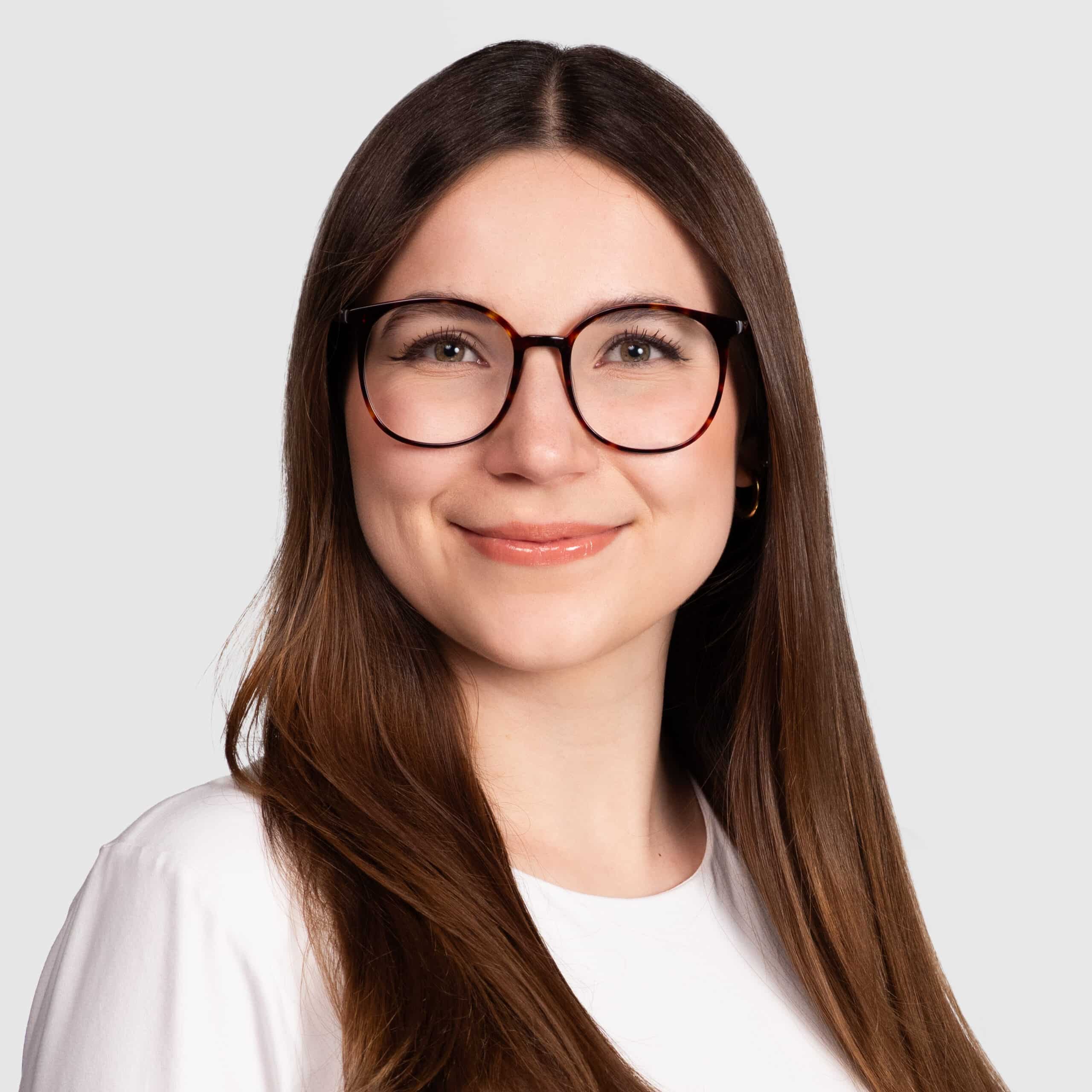 6 - 270_Strauß Melina Zuschnitt 08 (1)